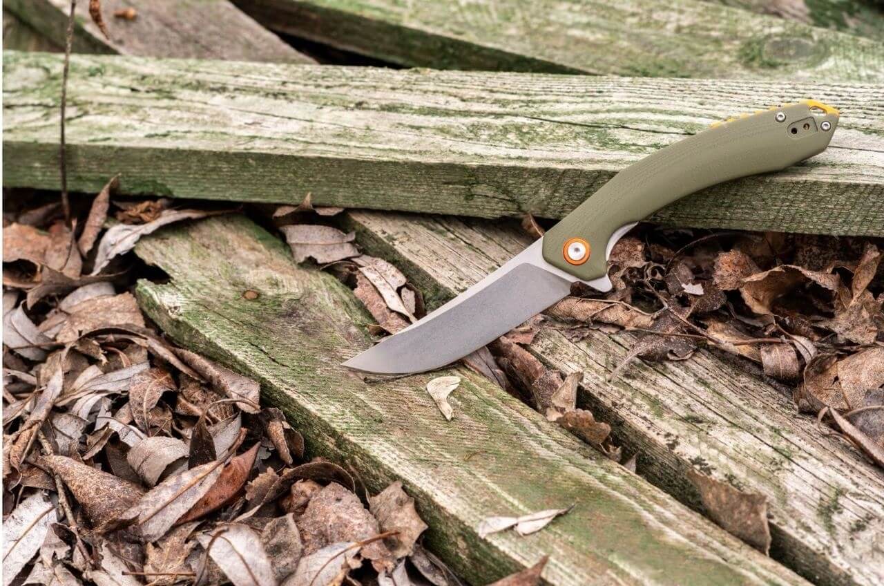 Ножі та інструменти