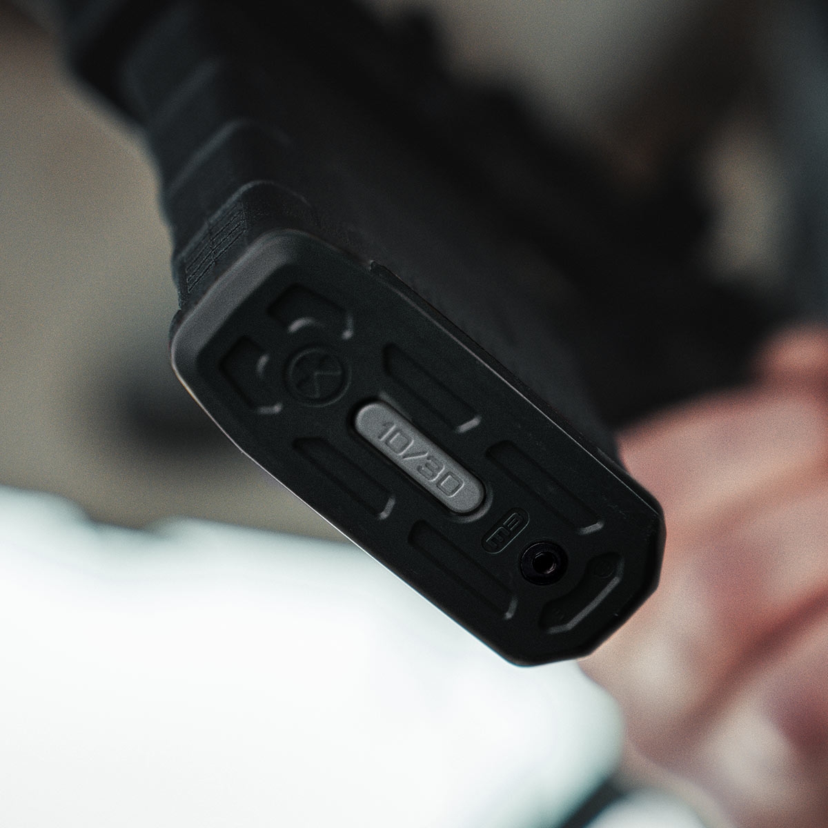 mag1183-blk_magpul_pmag_10-30_ar-m4_05_2.jpg